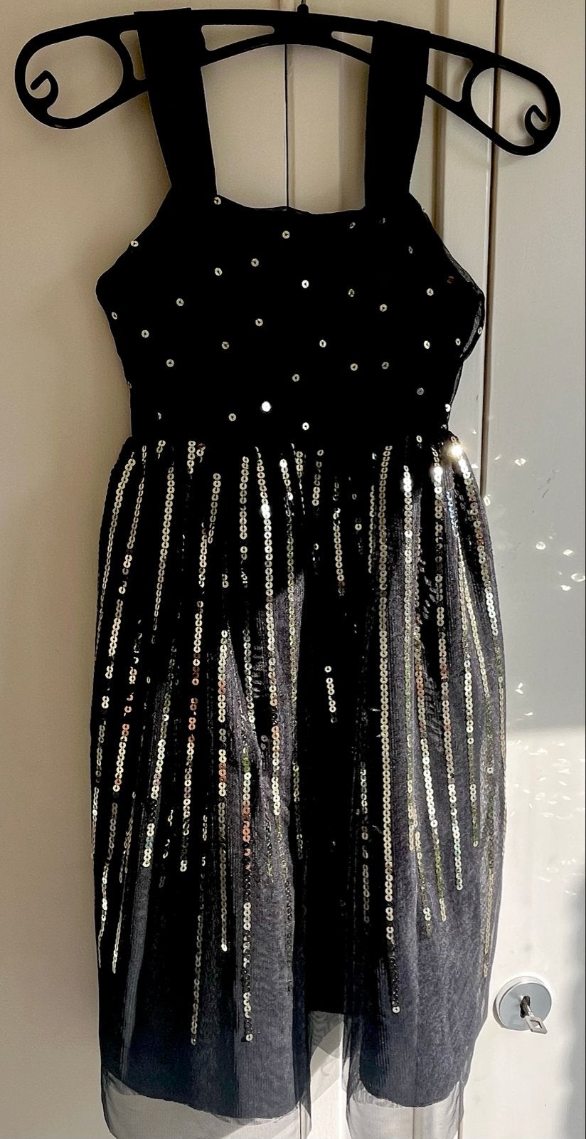 H&M Zwarte Jurk met Pailletten - Maat 158/164, Ophalen of Verzenden, Zo goed als nieuw, Meisje, Jurk of Rok
