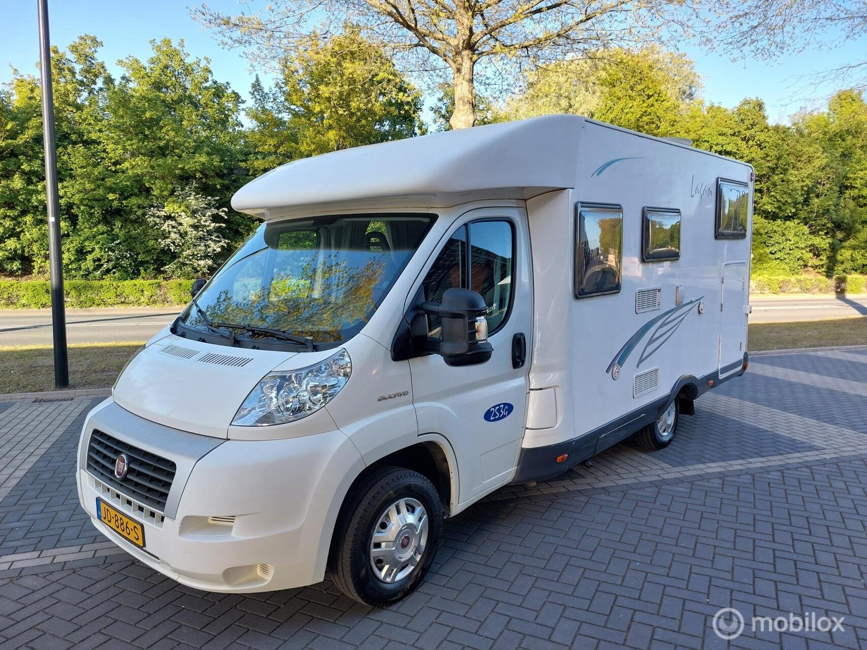 Mc louis Lagan 253 G Bj 2007 130pk XXL Garage Euro4, Koelkast, 6 tot 7 meter, Bedrijf, Diesel