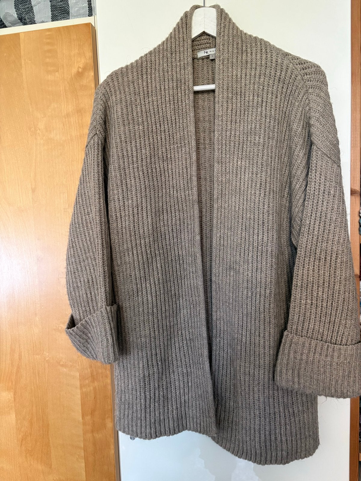 Nukus Gebreid Vest - Maat L, Ophalen of Verzenden, Zo goed als nieuw, Maat 42/44 (L), Beige