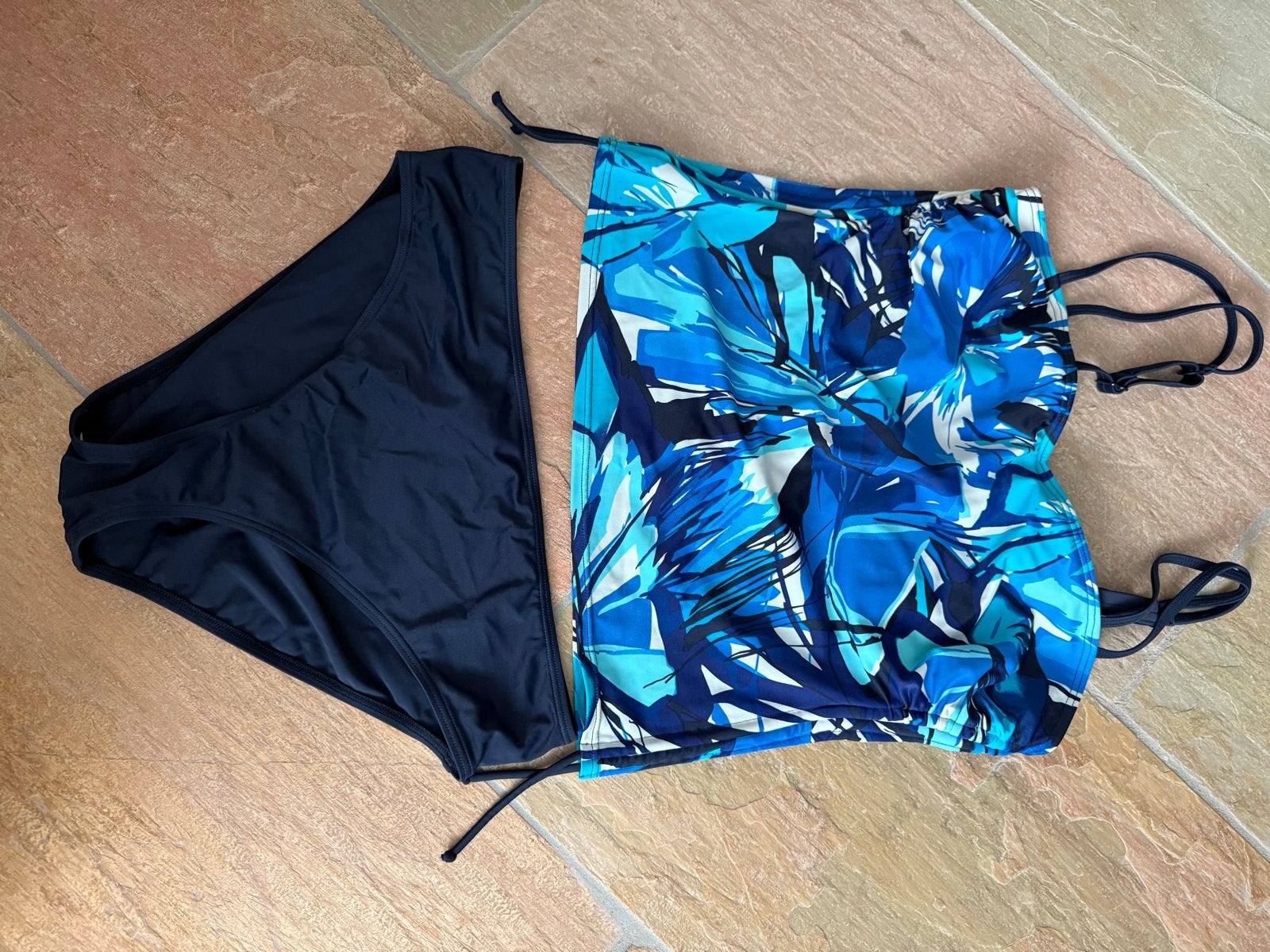Blauwe tankini (40-42) beugel (C cup) broekje (44), Ophalen of Verzenden, Zo goed als nieuw, Blauw, Bikini