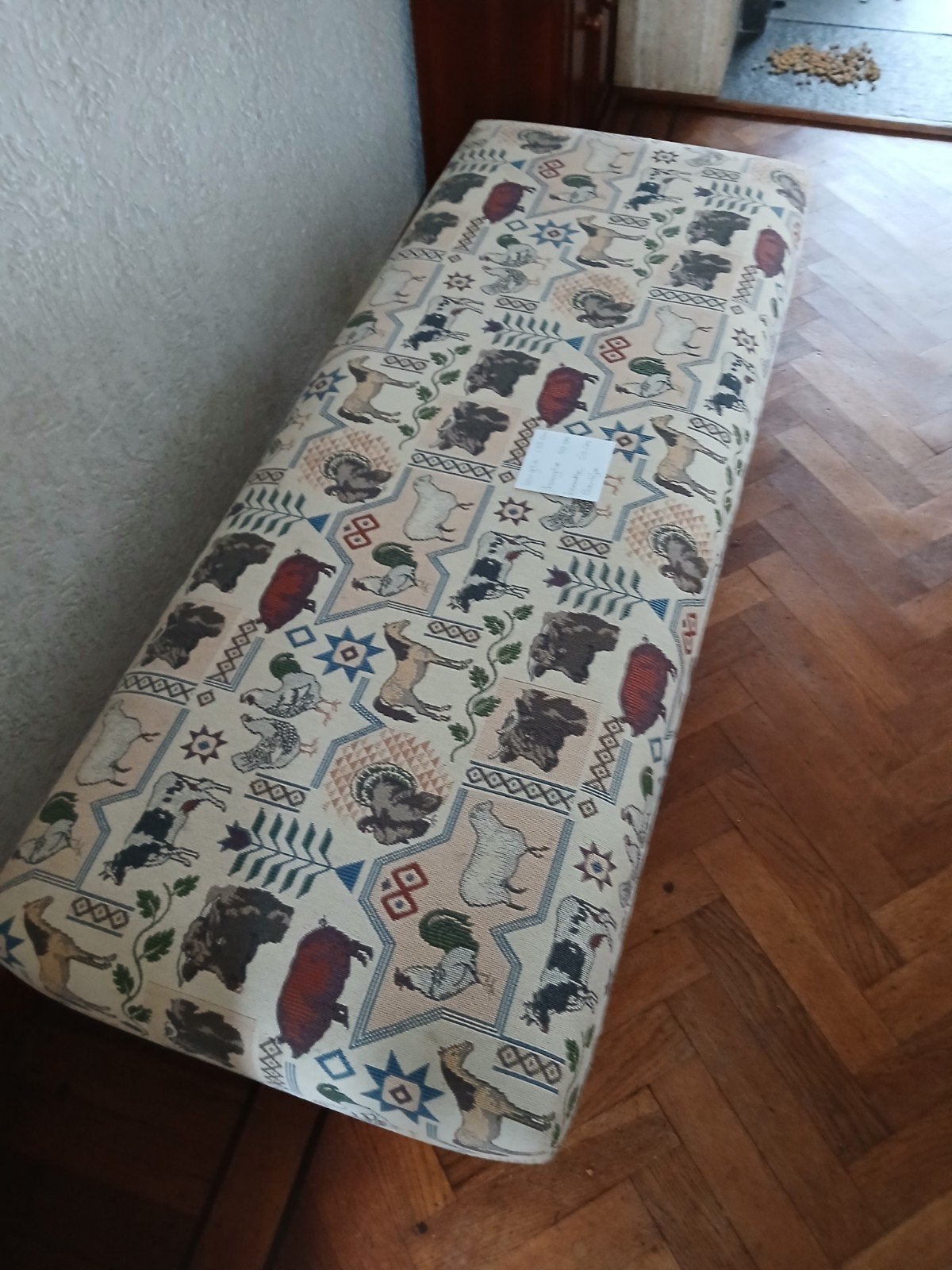 Voetenbankje / Hocker met dierenprint - Gebruikt, Gebruikt, Landelijk, Speels, 100 tot 125 cm, Ophalen of Verzenden
