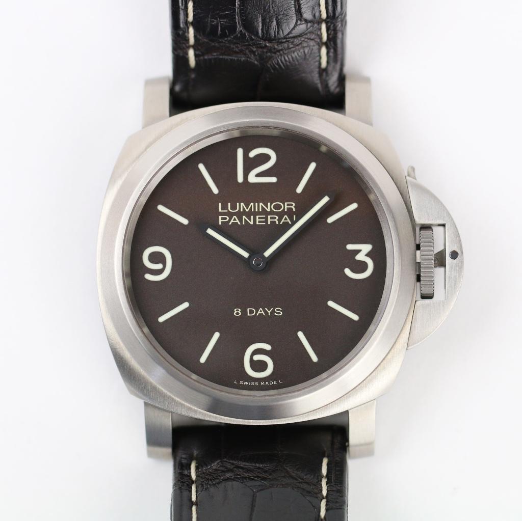 Panerai Luminor 8 Days Titanium 44 (Zeer goed/ 2018)