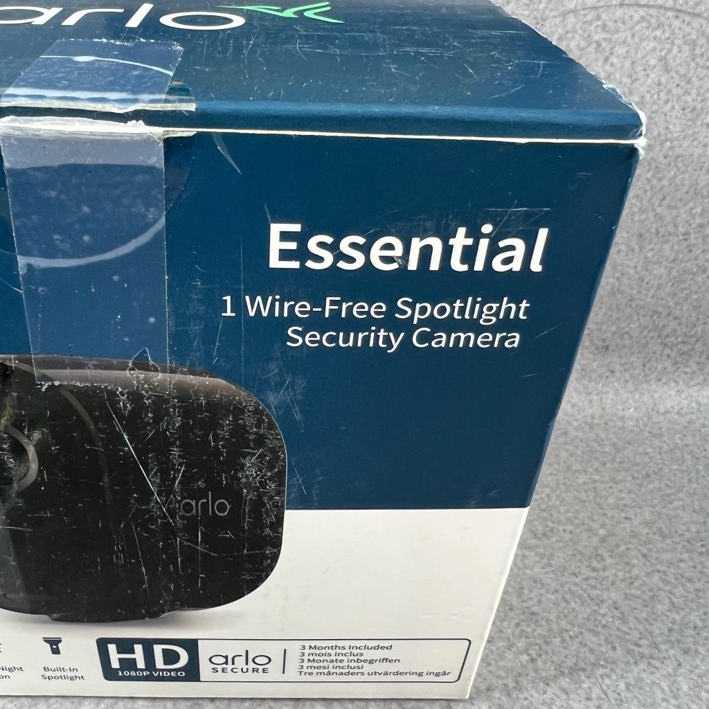 Arlo Essential 1 Wire-Free Spotlight Camera | 396022, Audio, Tv en Foto, Ophalen of Verzenden, Gebruikt, Buitencamera