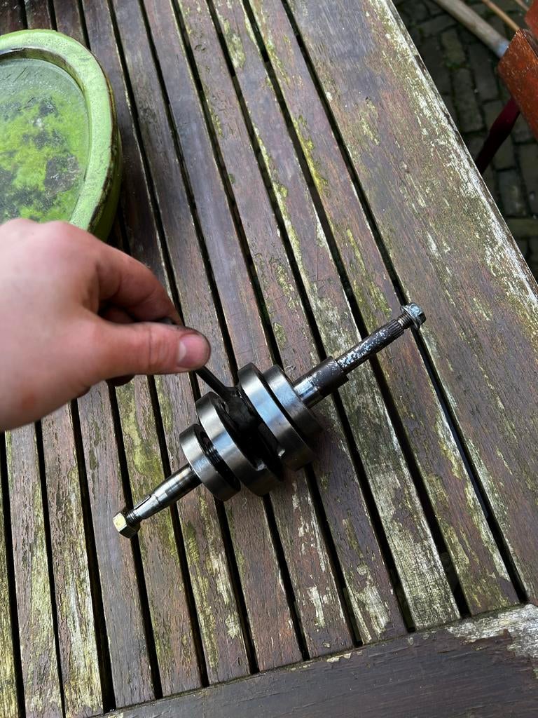 Speedfight 2t krukas met lagers (origineel), Fietsen en Brommers, Brommeronderdelen | Scooters, Ophalen of Verzenden, Gebruikt