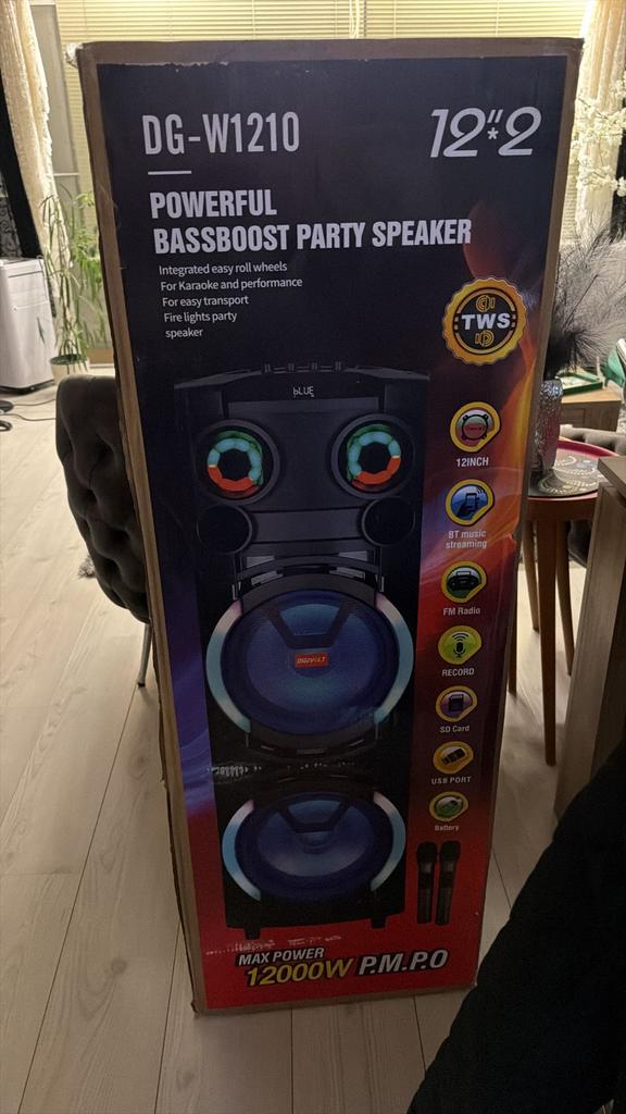 Krachtige speaker met microfoons! (Huur), Overige typen, Nieuw, 120 watt of meer, Ophalen