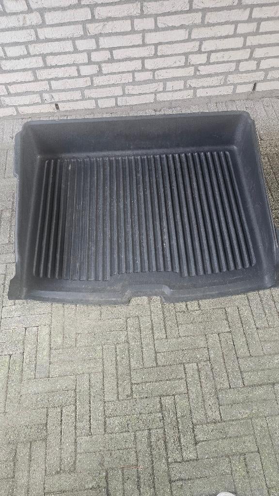 Beschermbak voor Volvo XC60, Ophalen, Gebruikt