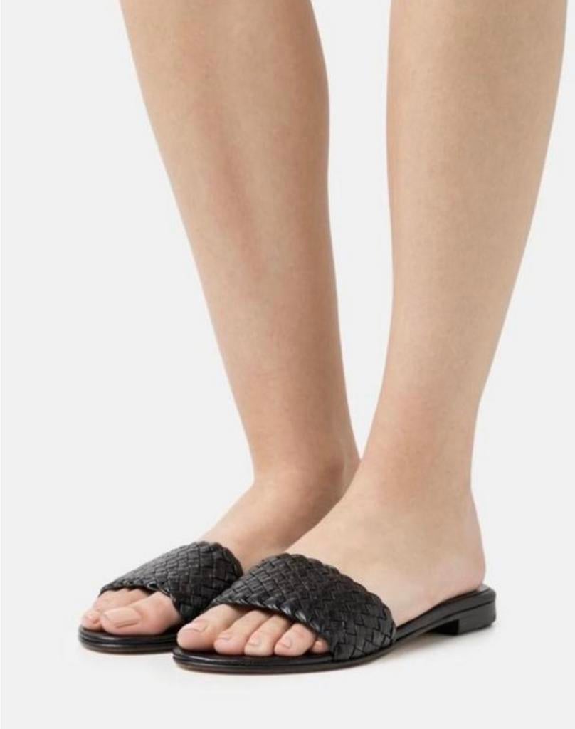 Melvin&Hamilton slippers - Zo goed als nieuw! Maat 39, Kleding | Dames, Schoenen, Slippers, Bruin, Ophalen of Verzenden, Zo goed als nieuw