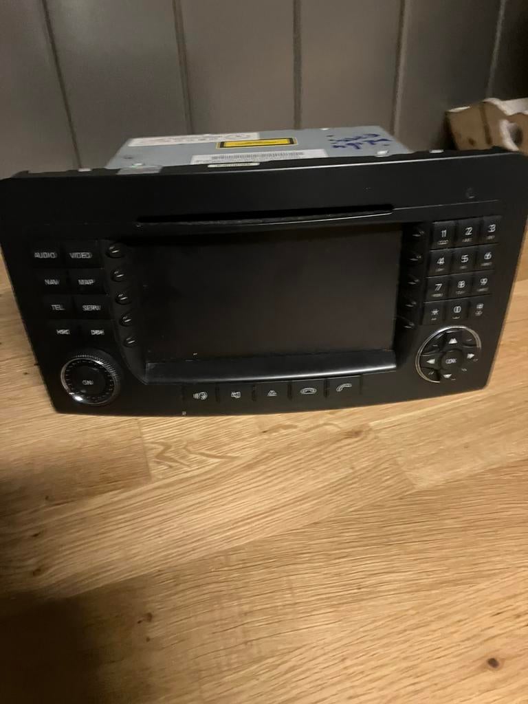 Command/ radio systeem mercedes w164, Auto-onderdelen, Ophalen of Verzenden, Gebruikt, Mercedes-Benz