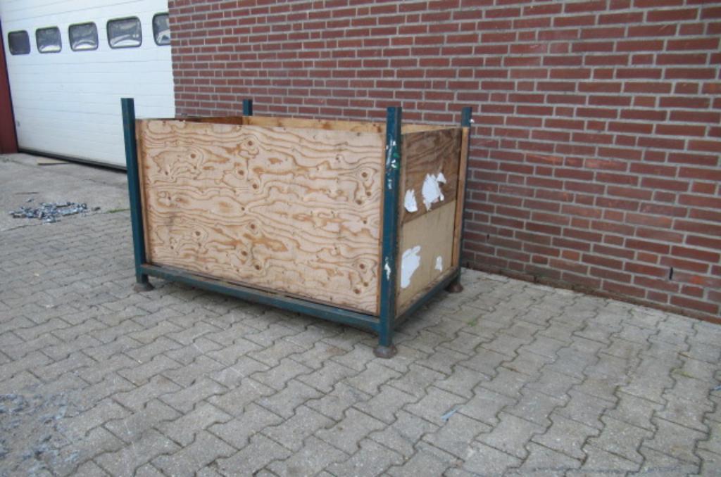 100 stuks Stapelrack gebruikt partij L:149, B:94, H:100., Zakelijke goederen, Ophalen