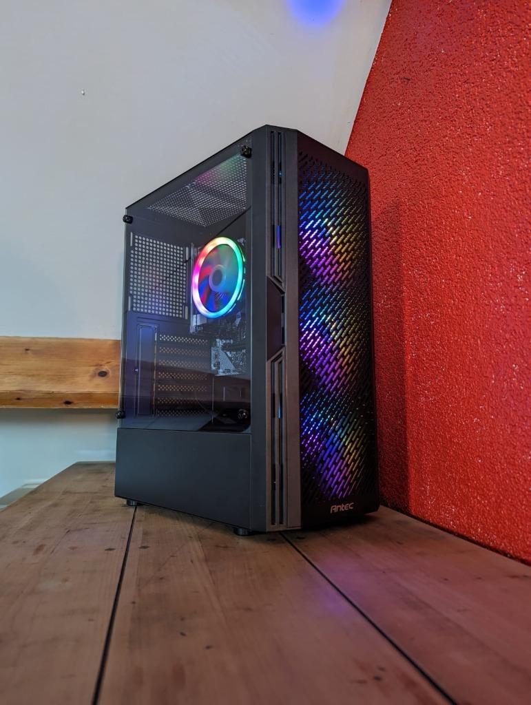 GameSkinShop - Fornite Instap gaming PC  - Ryzen - 16GB- SSD, Zo goed als nieuw, Gaming, HDD, Met videokaart