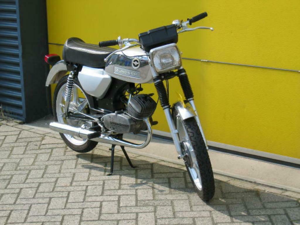ZUNDAPP 517/529 HEEL VEEL ONDERDELEN IN CHROOM EN RVS, Fietsen en Brommers, Brommeronderdelen | Zundapp, Ophalen of Verzenden