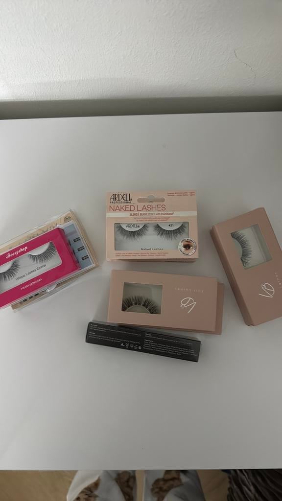 Lashes en serum, Ophalen, Zo goed als nieuw, Zwart, Handen en Nagels