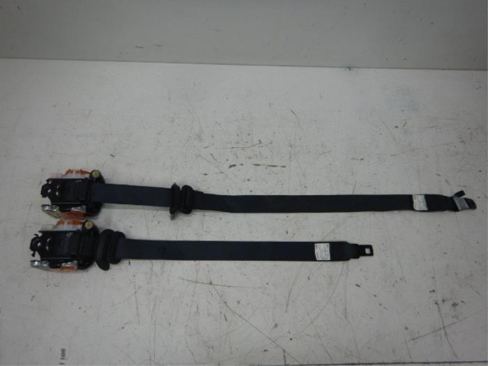 Nissan Qashqai J11 Gordelset L+R Voorzijde (Gordels Set), Ophalen of Verzenden, Gebruikt