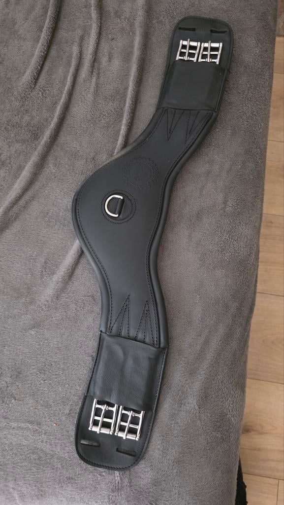 Anatomische dressuursingel Luxury Award 65cm, Dieren en Toebehoren, Ophalen of Verzenden, Zo goed als nieuw, Dressuur