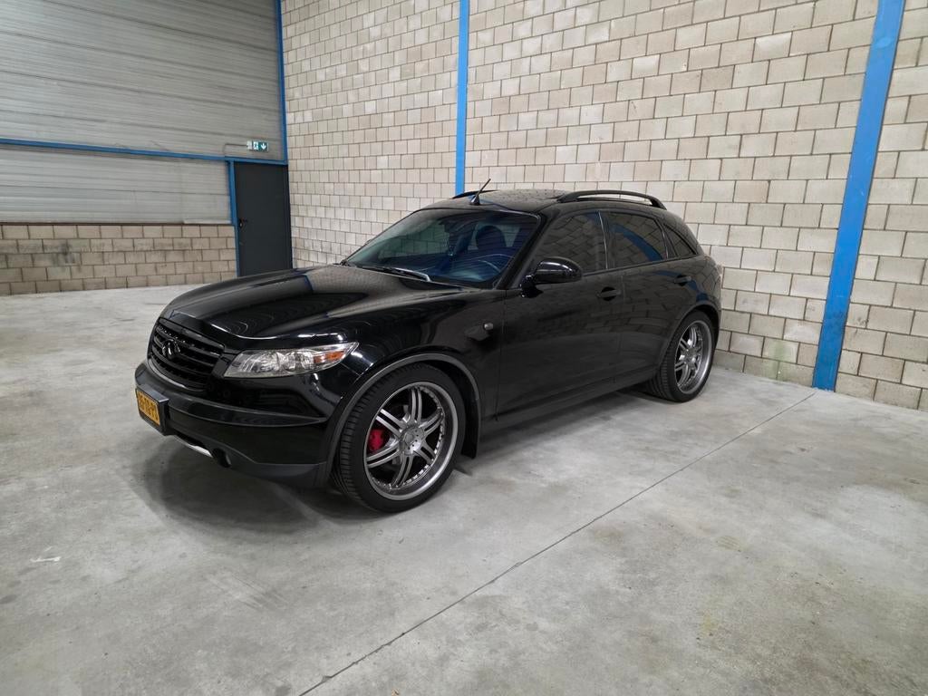 Infiniti FX 35 2006 Zwart apk tot 10-12-2026, Auto's, Infiniti, 450 kg, Zwart, Origineel Nederlands, Stationwagon