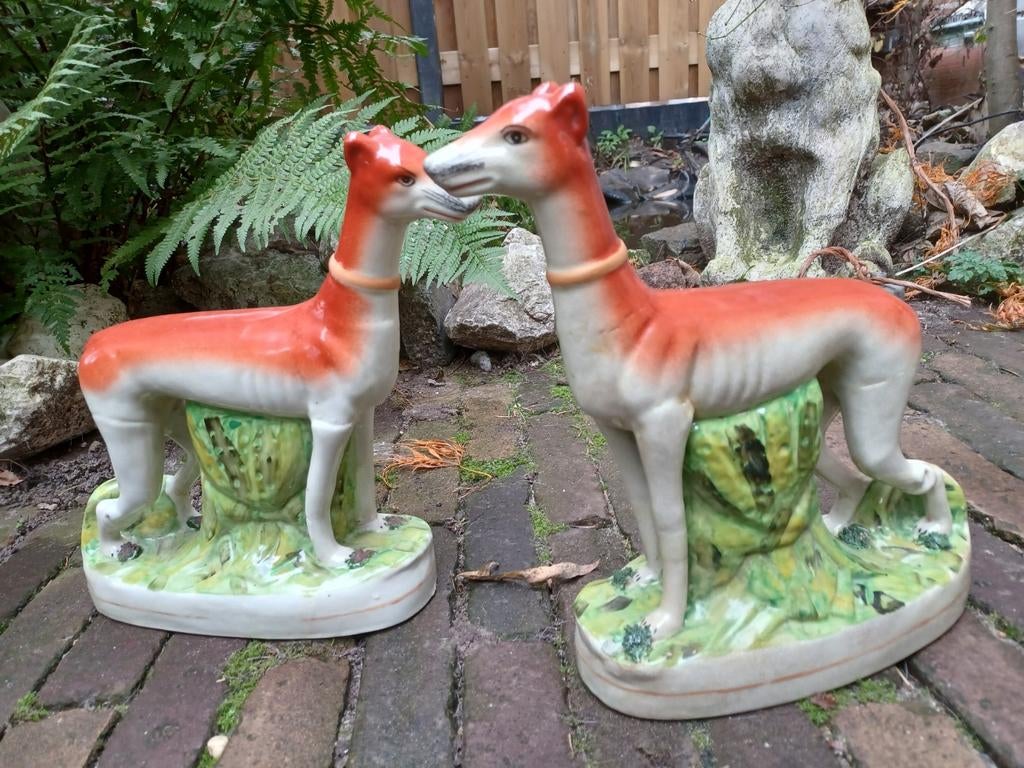Staffordshire windhonden, Verzamelen, Beelden en Beeldjes, Ophalen of Verzenden, Zo goed als nieuw