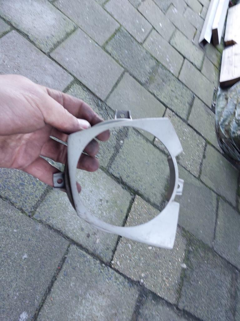 Tk nos peugeot 103 kapje voor vario?, Fietsen en Brommers, Ophalen of Verzenden, Nieuw, Overige merken