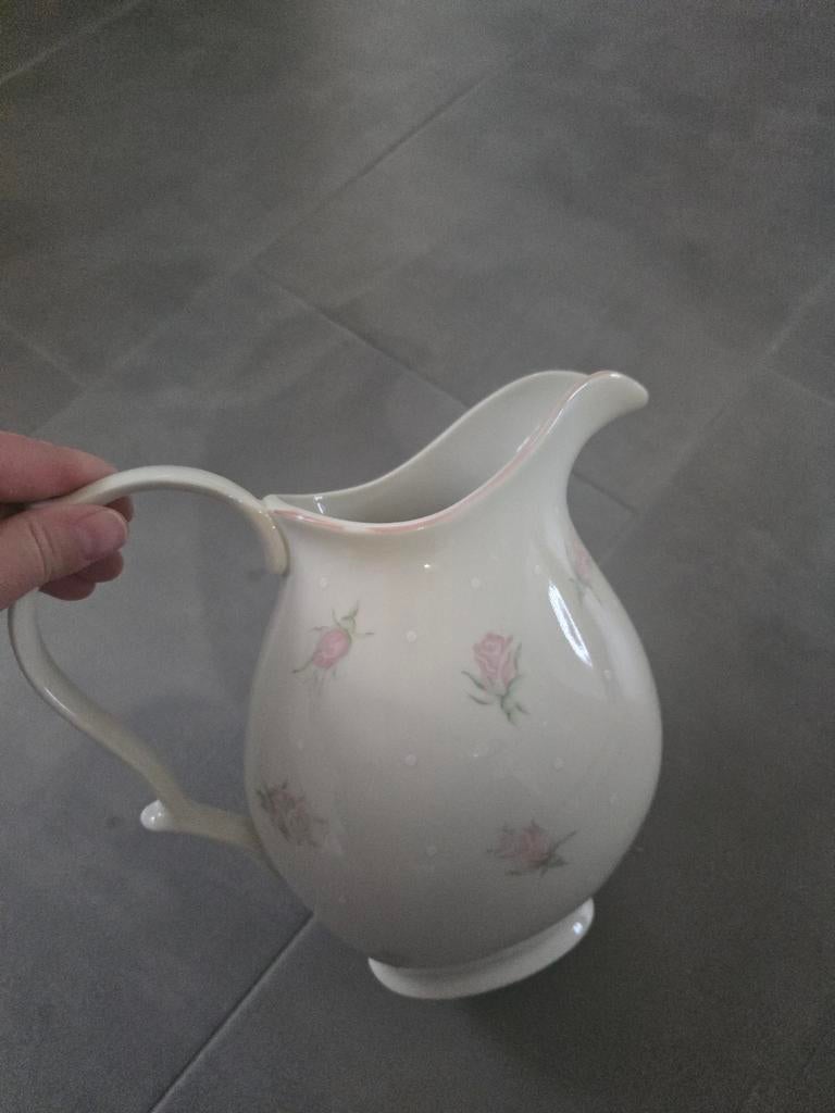 Lief kannetje met rozenmotief, Gebruikt, Overige typen, Ophalen of Verzenden, Overige stijlen