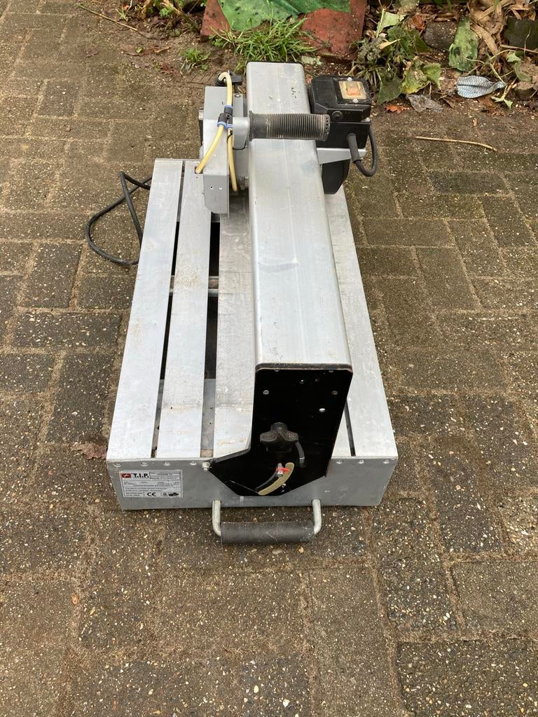 Zaagtafel, Doe-het-zelf en Verbouw, Gereedschap | Zaagmachines, Ophalen of Verzenden, 1200 watt of meer, Cirkelzaag, 30 tot 70 mm