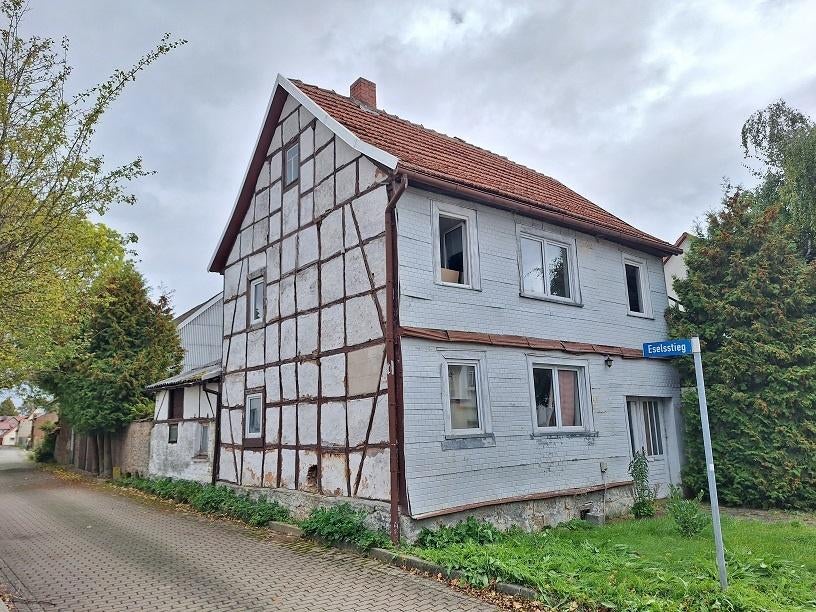 TE KOOP; TE HUUR OF VIA HUURKOOP!!! Klein huis Duits dorpje, Huizen en Kamers, Dorp, 75 m², Woonhuis, Schernberg