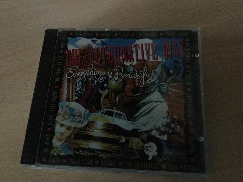 The Alternative Way-Everything is beautiful. Various topcd., Ophalen of Verzenden, Zo goed als nieuw