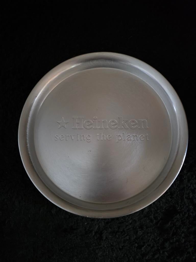 Heineken Dienblad - 'Serving the Planet', Ophalen of Verzenden, Gebruikt, Rond, Metaal