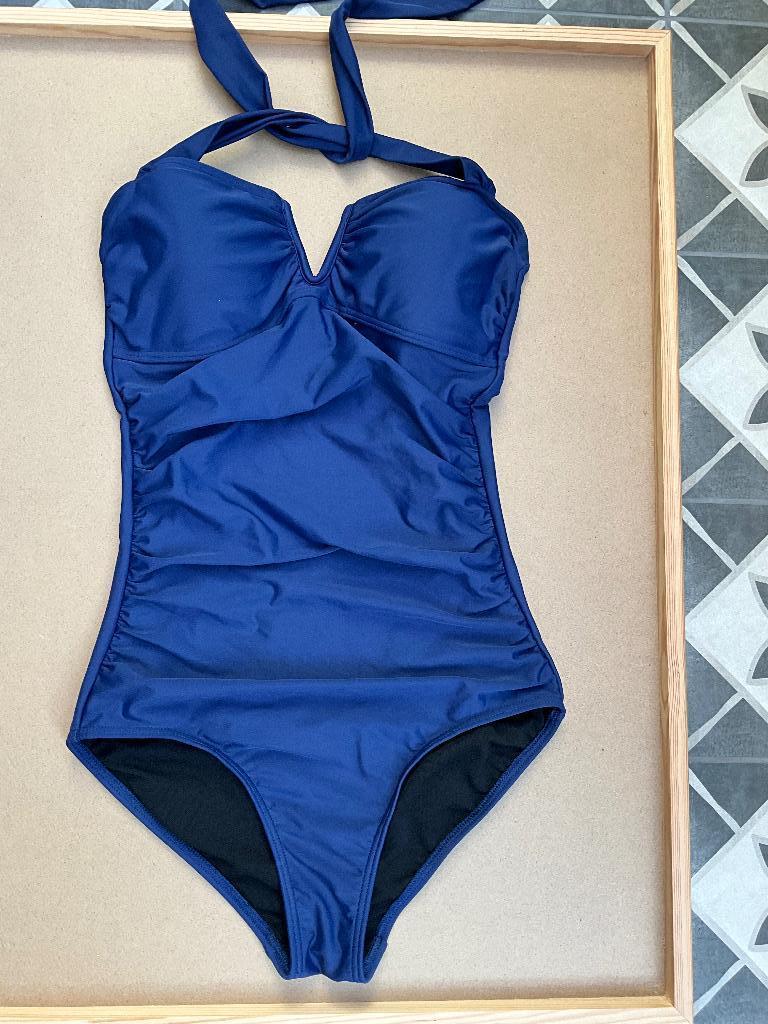 BEACHWAVE halter badpak met splitje blauw maat 44, Blauw, Nieuw, Badpak, Ophalen of Verzenden