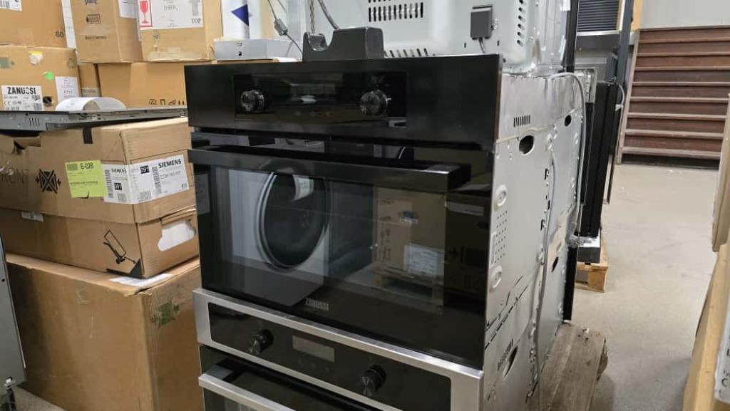 Zanussi inbouw combi-oven ZKC47902BU, Ophalen, Refurbished, Oven met grill, Inbouw
