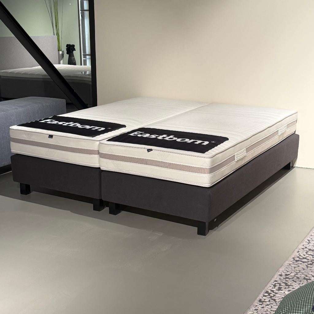 Eastborn Matrassen Q4400 Latex, Ophalen, 90 cm, Eenpersoons, Wit