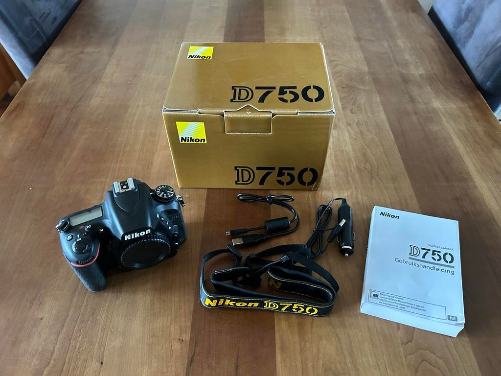 Nikon D750 Spiegelreflexcamera, Audio, Tv en Foto, Fotocamera's Digitaal, Ophalen, Gebruikt, Spiegelreflex, Nikon