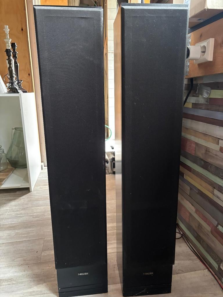 Hepta Street Speakers, Gebruikt, 60 tot 120 watt, Front, Rear of Stereo speakers, Ophalen