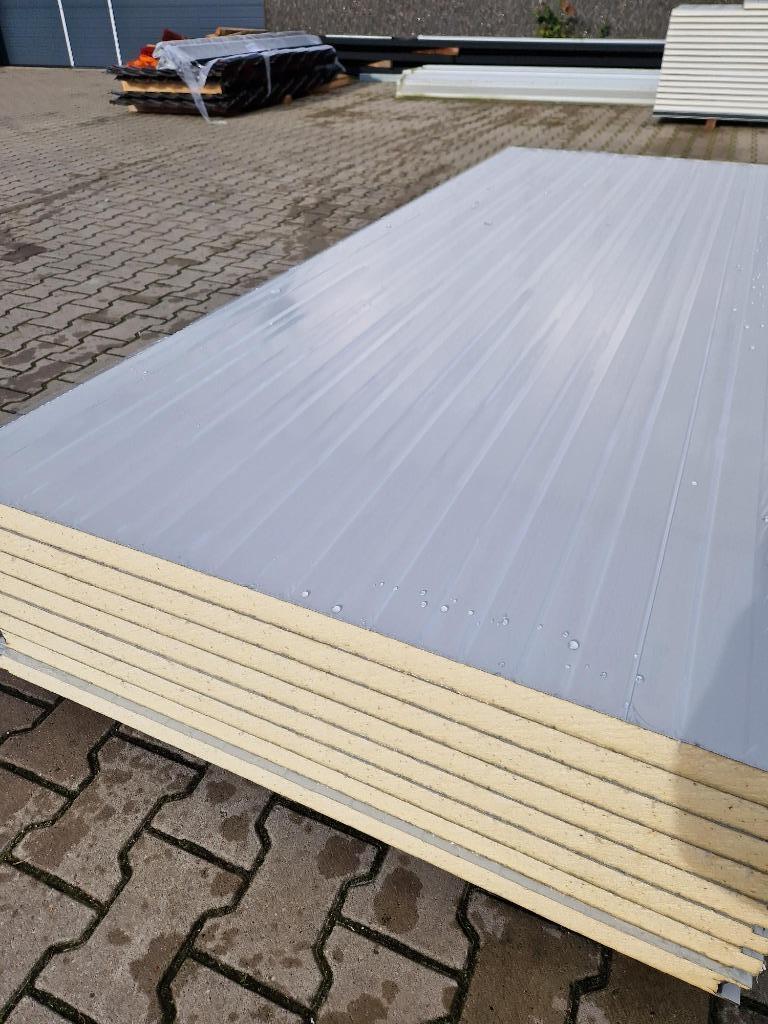 Sandwichpanelen 40 mm RAL9002 Wandpanelen PIR isolatie OP=OP, Doe-het-zelf en Verbouw, Platen en Panelen, Ophalen, Nieuw, Overige materialen