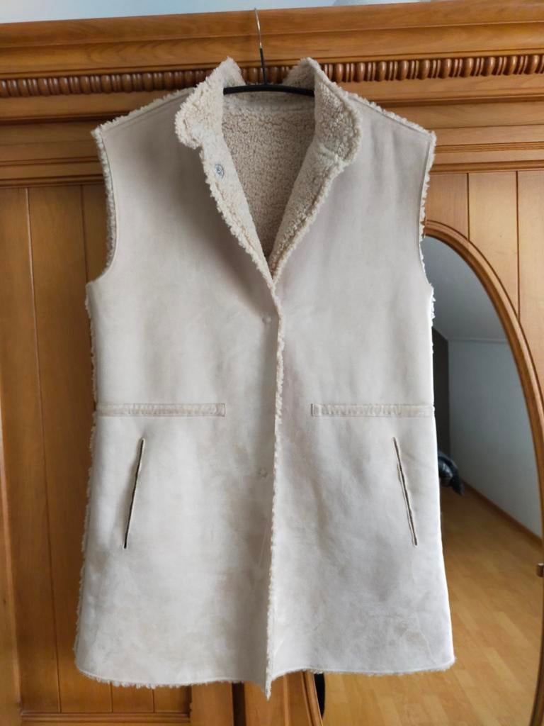 Prachtige nieuwe bodywarmer, Ophalen of Verzenden, Nieuw, Maat 38/40 (M), Beige