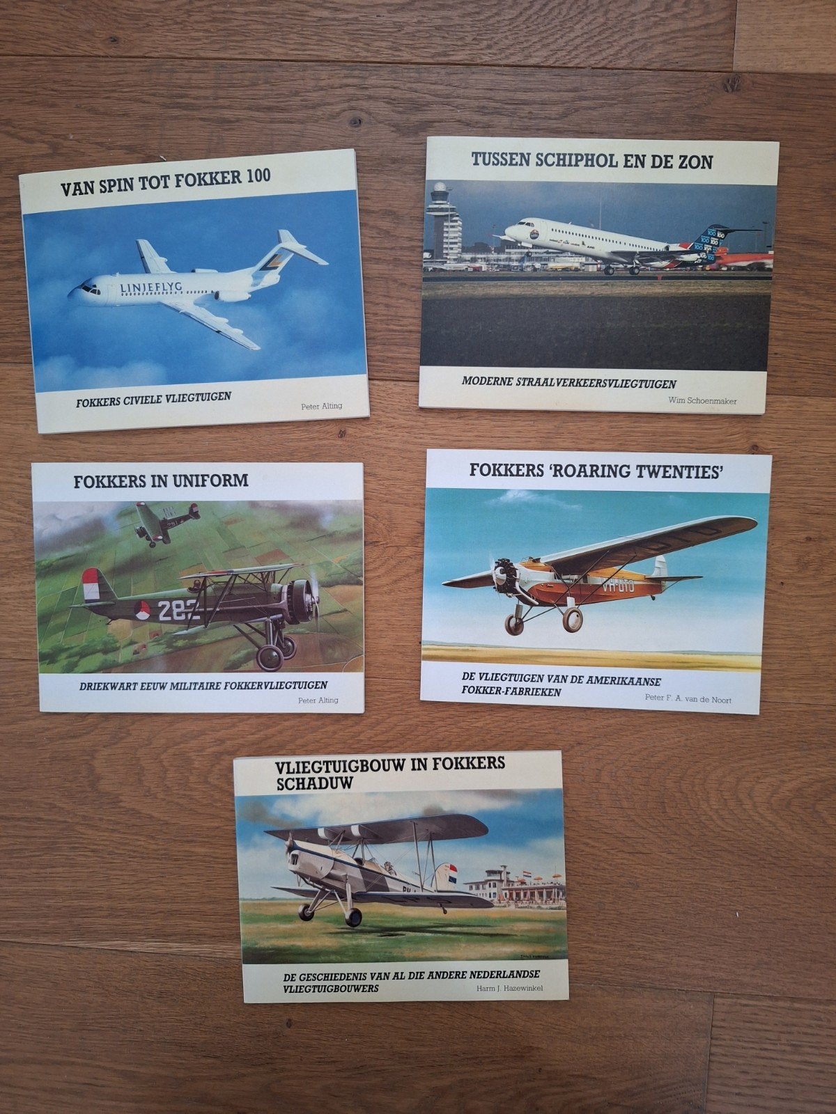 5  vliegtuig boeken o.a. de Fokker, Ophalen of Verzenden, Boek of Tijdschrift