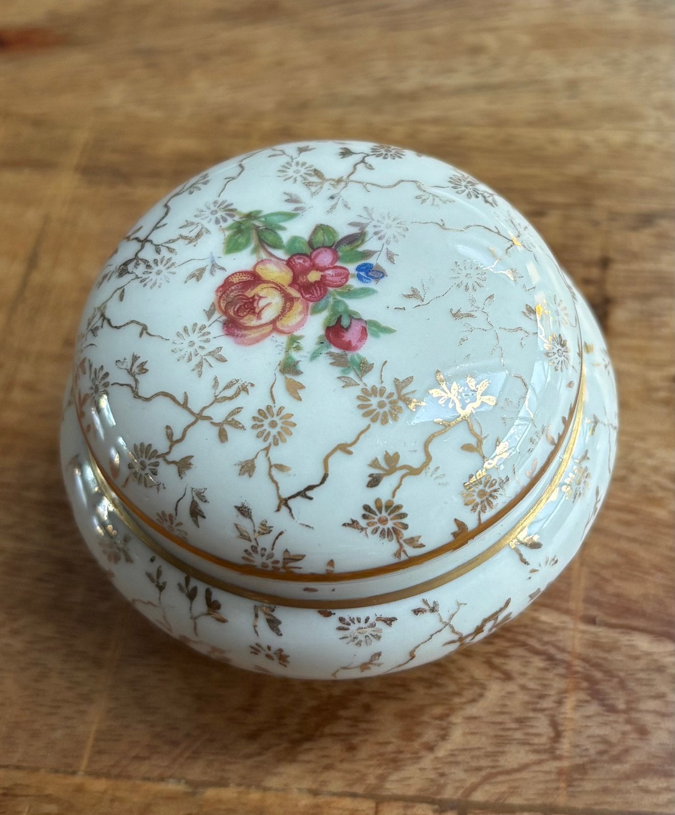 Vintage snuisterijen doosje., Antiek en Kunst, Ophalen of Verzenden