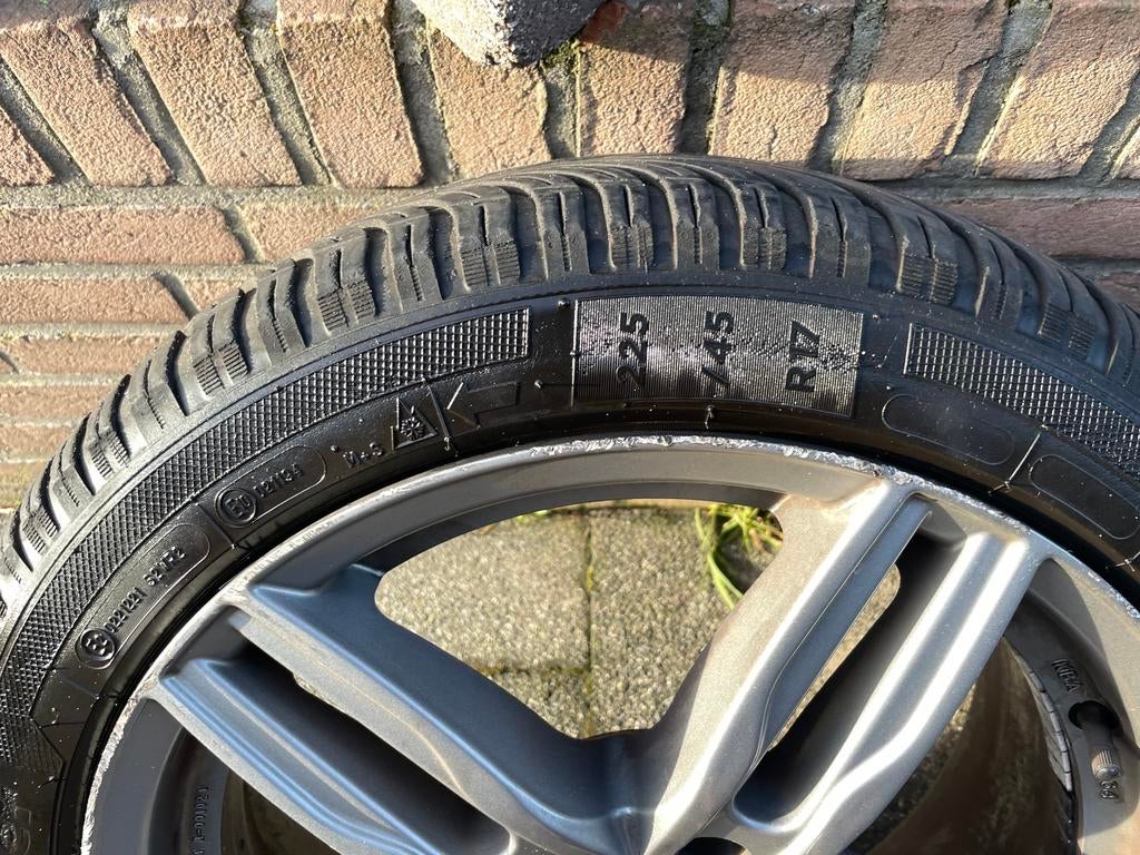 5 Wielen  4banden de twee achterbanden zijn zg nieuw carmani, Ophalen of Verzenden, Gebruikt