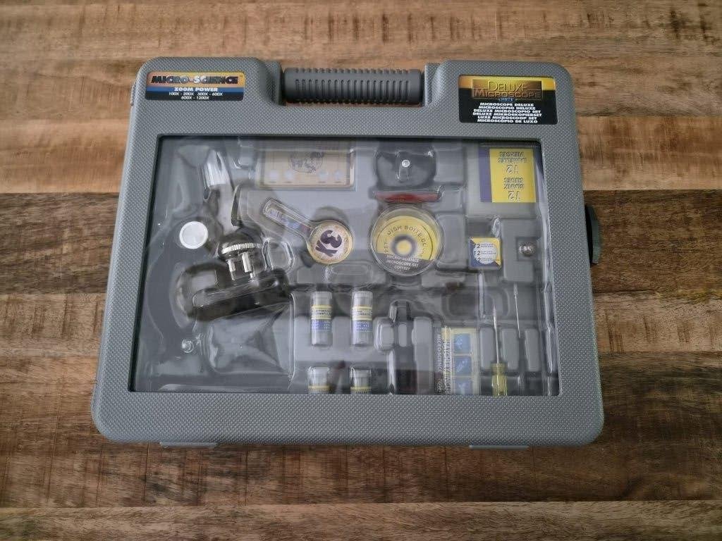 Micro Science Deluxe microscoopset, Ophalen of Verzenden, Zo goed als nieuw, Minder dan 400x, Biologische microscoop
