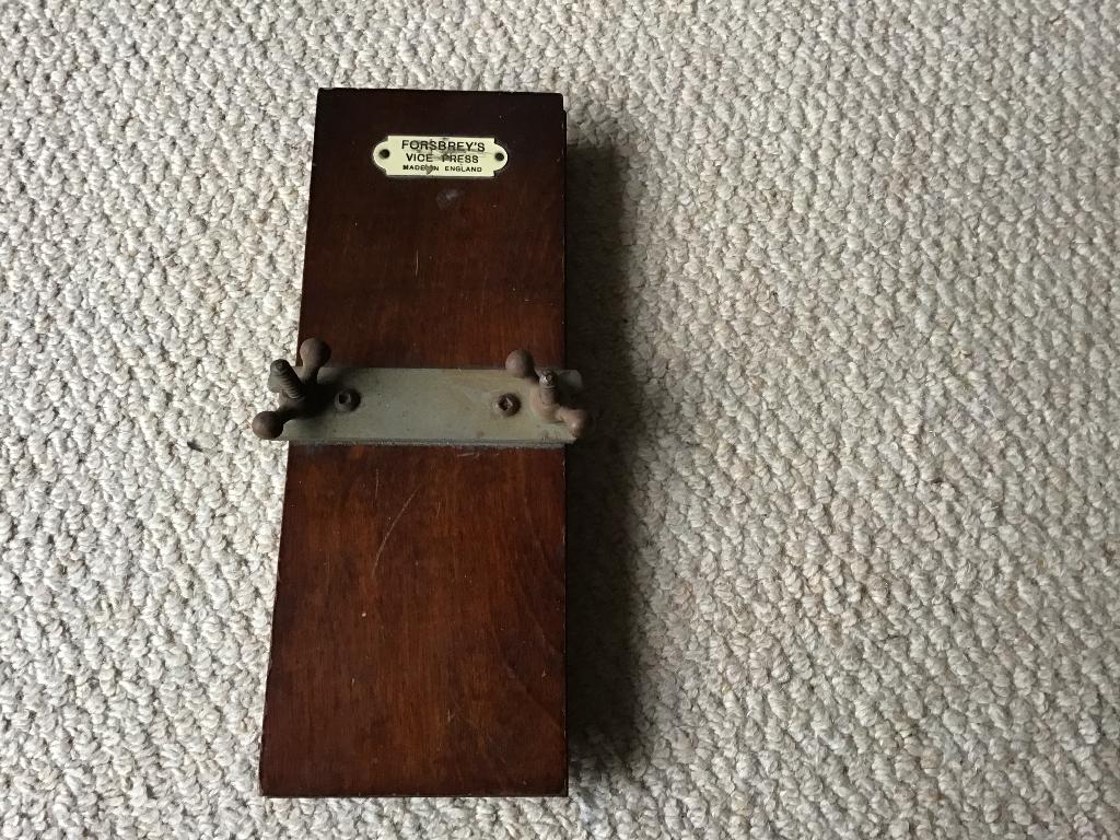 oude stropdas pers, oud gereedschap, Antiek en Kunst, Antiek | Gereedschap en Instrumenten, Ophalen of Verzenden