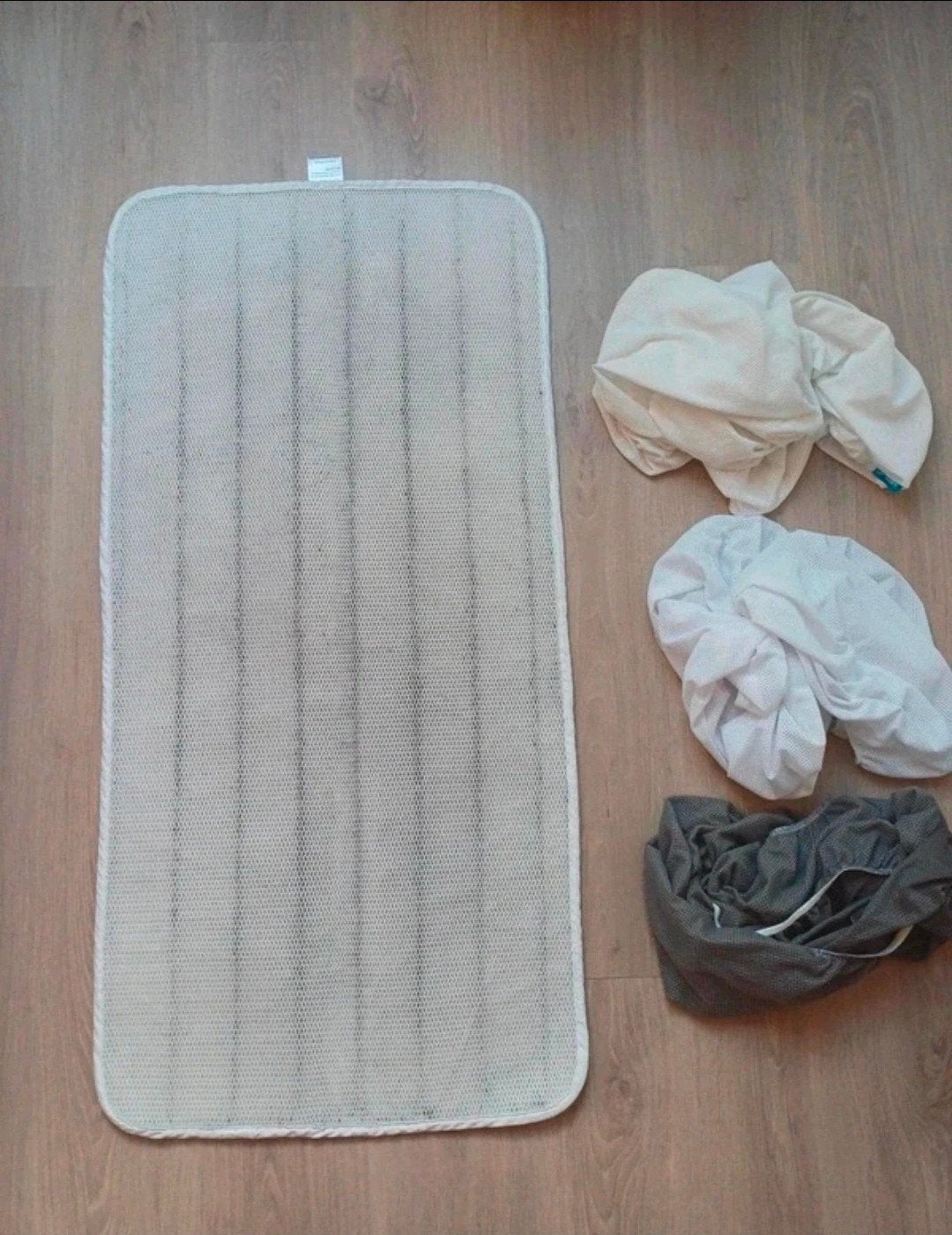 Aerosleep topper en 3 hoeslakens, Kinderen en Baby's, Kinderkamer | Beddengoed, Ophalen, Gebruikt, Jongetje of Meisje, Overige typen