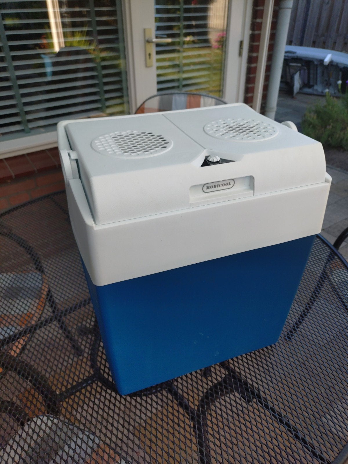 Mobicool koelbox 29 liter 12/230v, Caravans en Kamperen, Koelboxen, Ophalen, Gebruikt, Koelbox, Elektrisch