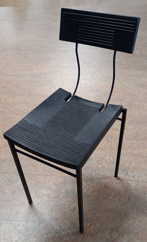 Set van 4 Italiaanse design stoelen merk Zeus., Ophalen, Gebruikt, Zwart, Vier