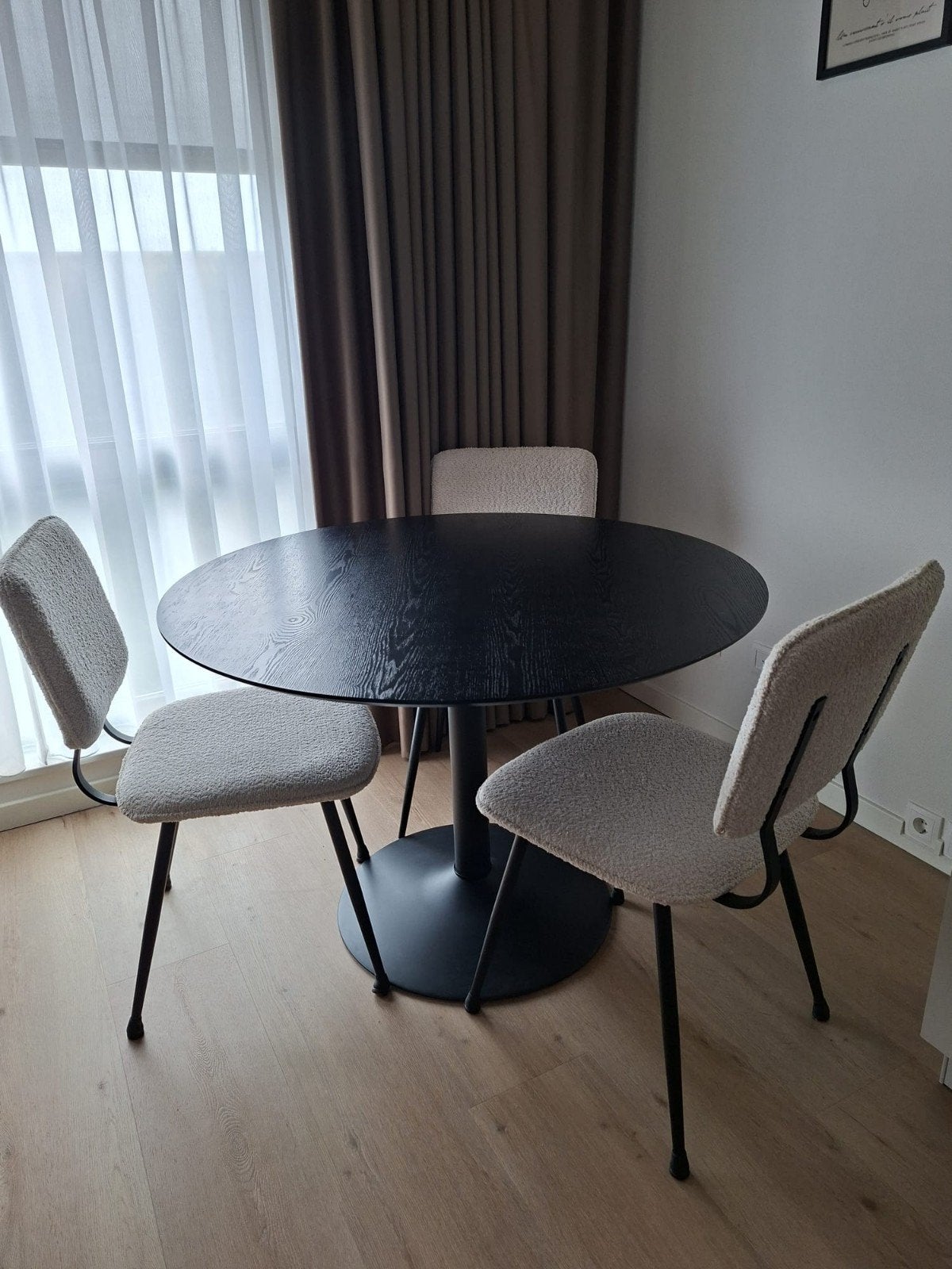 Ronde eettafel (110) met 3 stoelen, Huis en Inrichting, Gebruikt, Modern, Scandinavisch, Rond, Drie personen