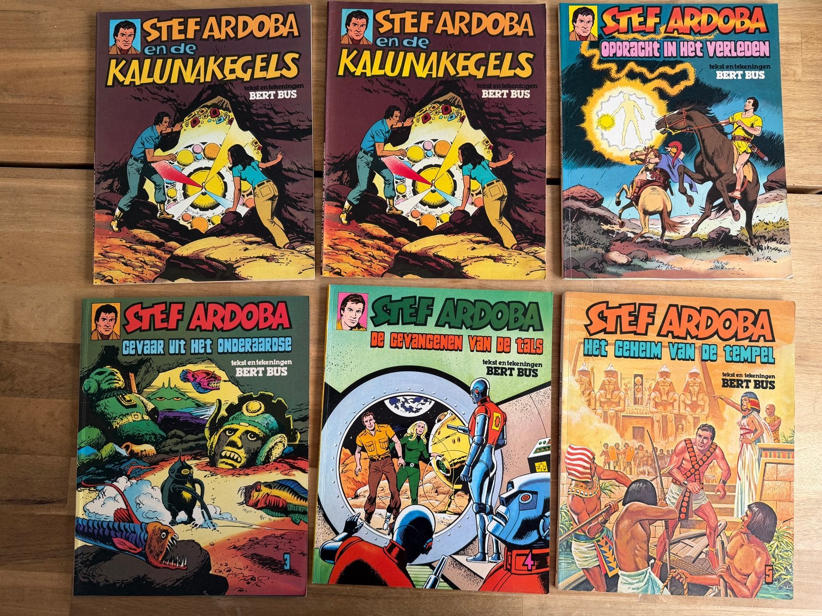 Stef Ardoba albums 1 t/m 5 (eerste druk, 1976-1980), Boeken, Gelezen, Bert Bus, Ophalen of Verzenden, Meerdere stripboeken