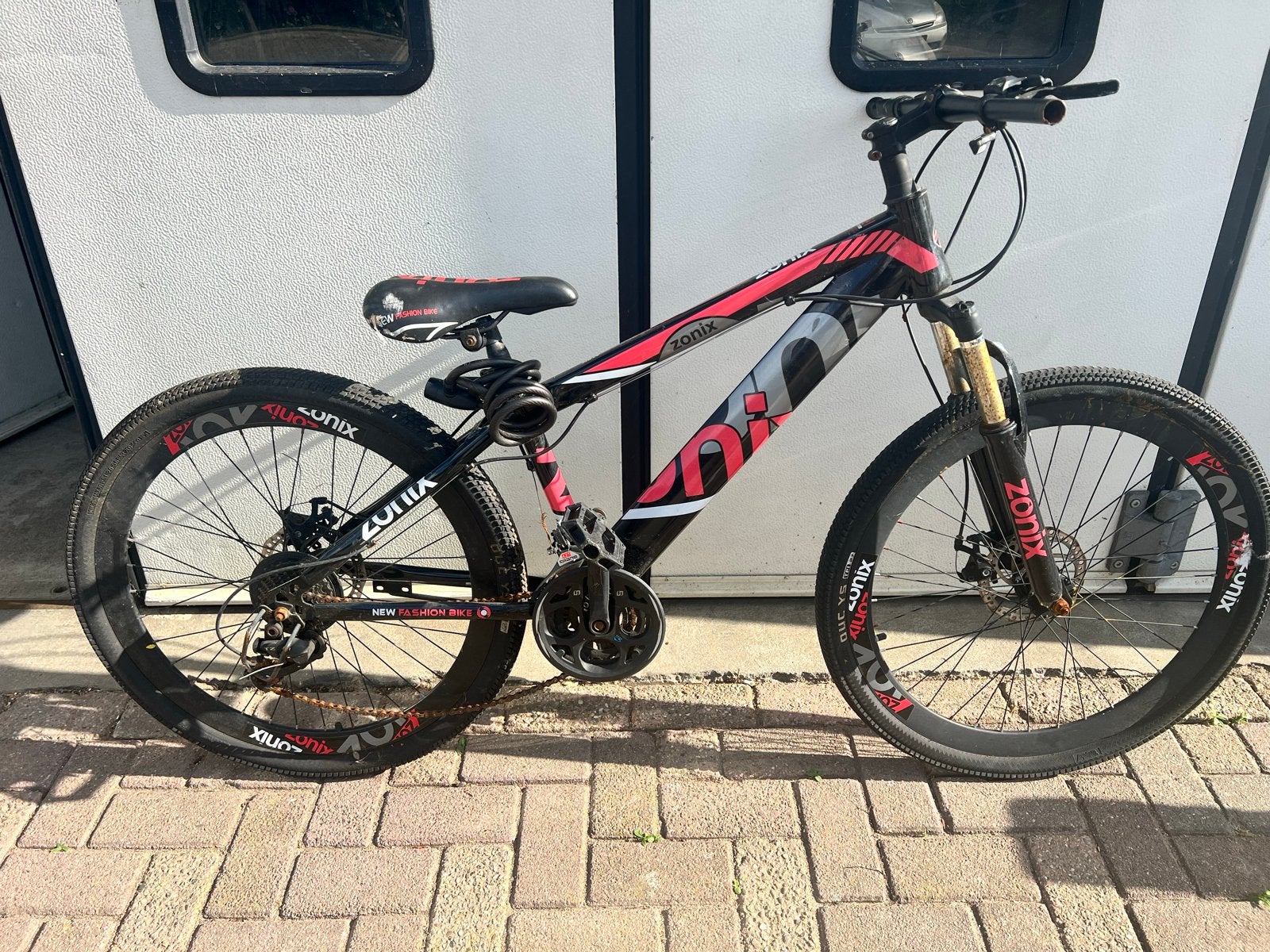 Zonix Mountainbike - Gebruikt, met roest en slijtage, Overige merken, Gebruikt, Hardtail, 49 tot 53 cm