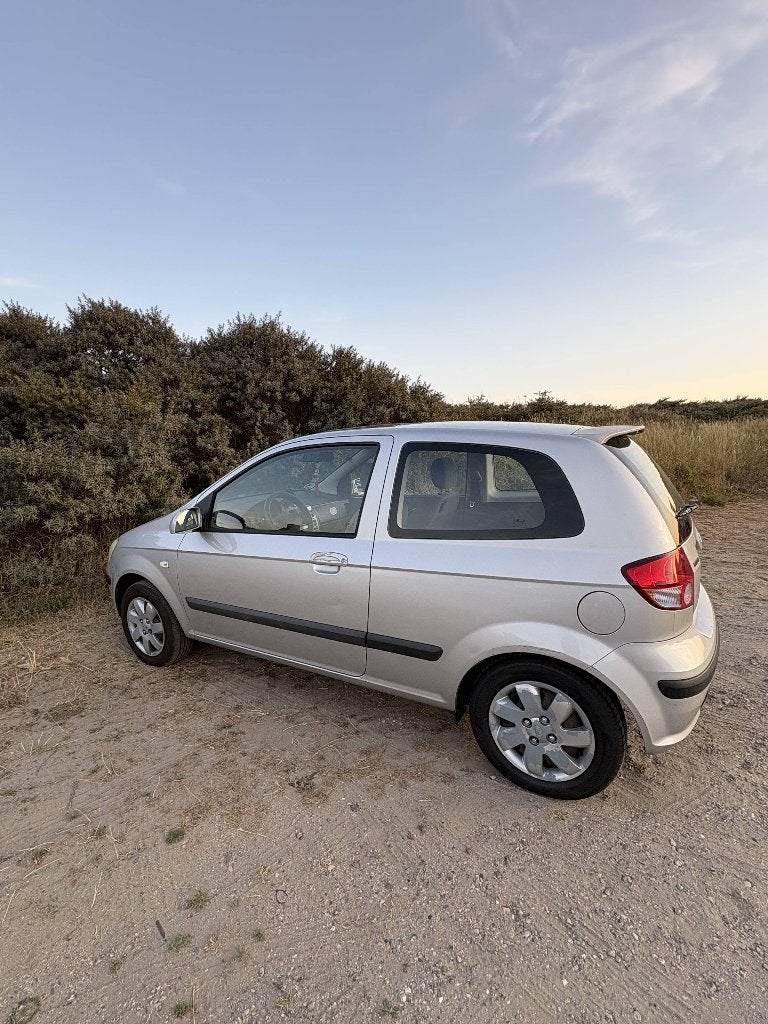 Hyundai Getz 1.3 3DRS 2004 Grijs, Auto's, Hyundai, Voorwielaandrijving, 450 kg, 40 €/maand, 4 cilinders