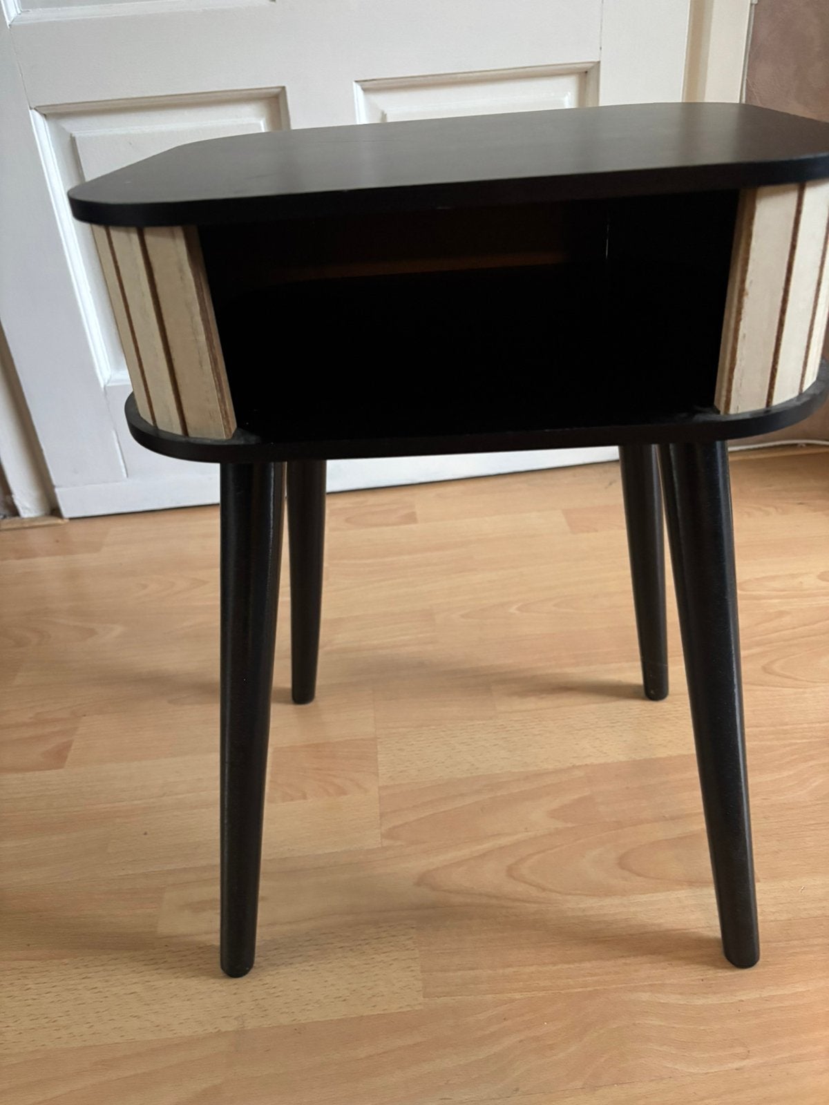 BIJZETTAFELTJE MET OPBERGVAK 34/30/50h cm SUPERHANDIG (fotos, Huis en Inrichting, Minder dan 55 cm, Zo goed als nieuw, Rechthoekig