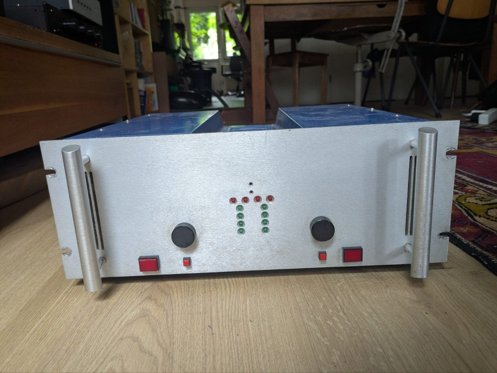 Eindversterker - dual-mono, zware zelfbouw, Ophalen, Minder dan 500 watt