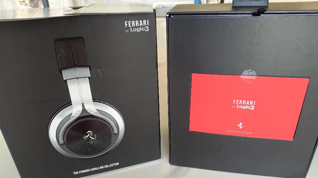 Hoofdtelefoon Ferrari vintage, Ophalen of Verzenden, Zo goed als nieuw, Overige merken