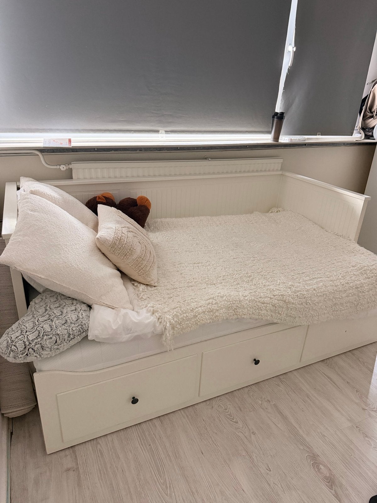 Ikea Hemnes Bedbank met 3 lades en nieuw matras, Ophalen, Matras, 180 cm of meer, 100 cm of meer