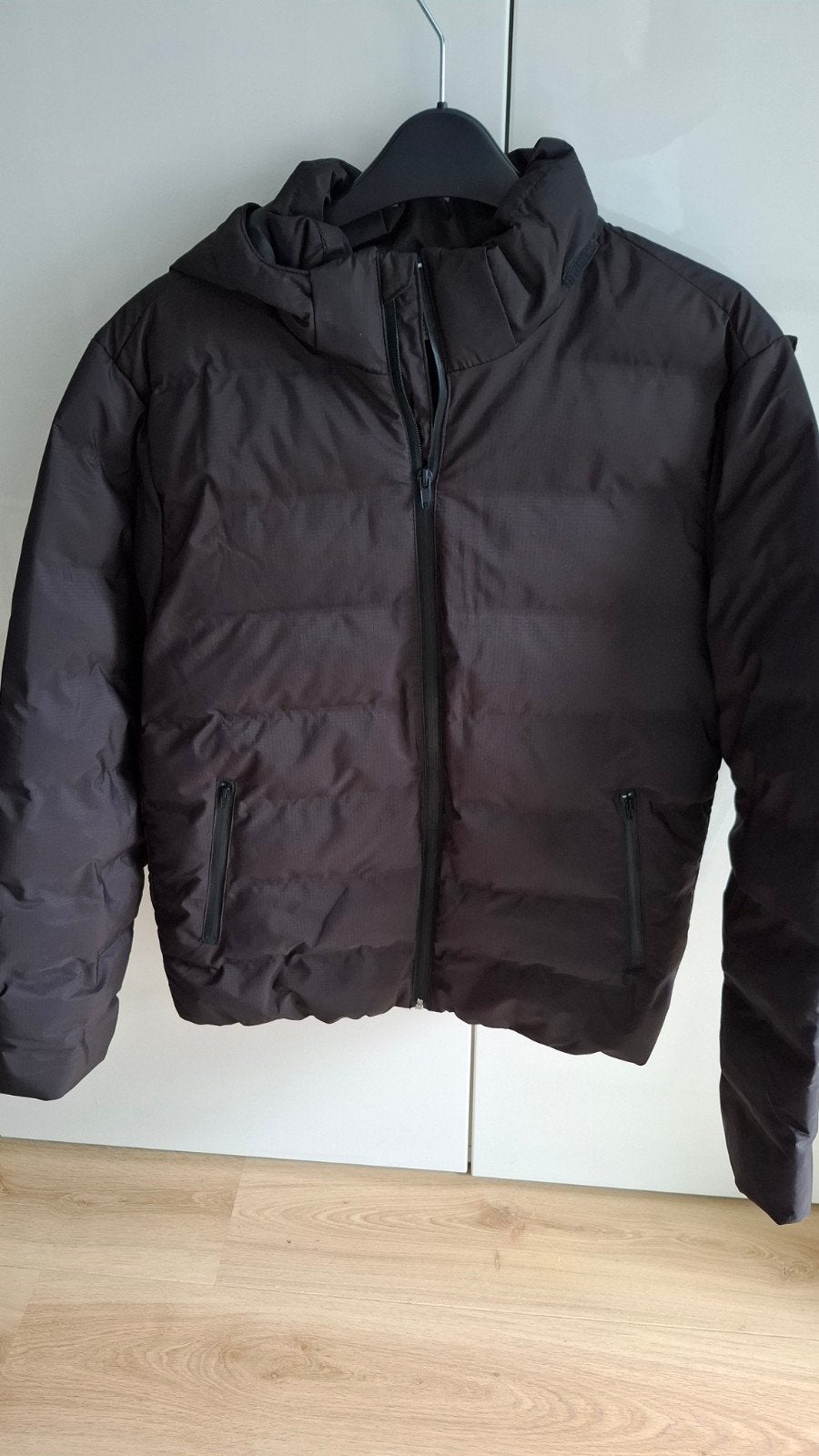 nieuwe H&M Zwarte Puffer Jas Maat 164 (S), Kinderen en Baby's, Jongen of Meisje, H&M, Nieuw, Ophalen of Verzenden